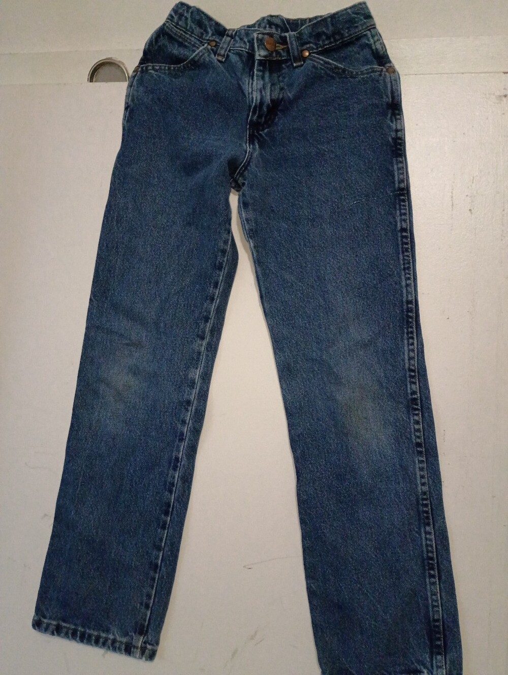 Wrangler Men's Straight-Leg Jeans in Medium Blue Denim